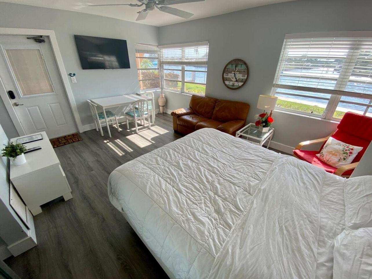 Studio Intracoastal Views! 5 Min Walk To The Beach Βίλα Pompano Beach Εξωτερικό φωτογραφία